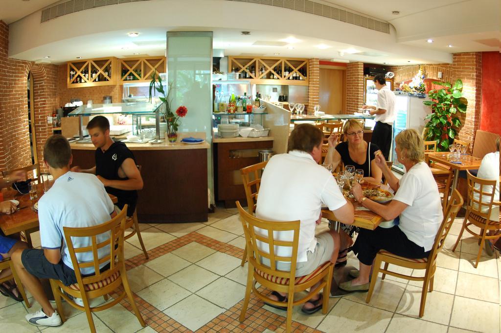 Fortina Spa Resort Sliema Restaurant foto